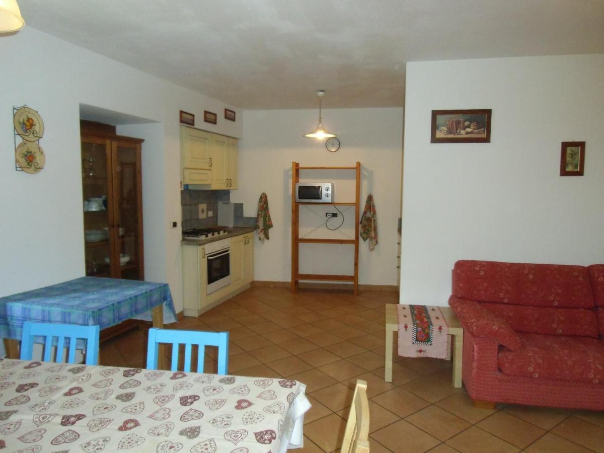 Rio Gambis Apartment Cavalese Buitenkant foto